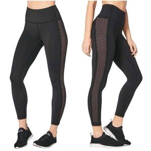Lululemon woman’s Colour me quick 7/8 tight 25” black pink size 4‎